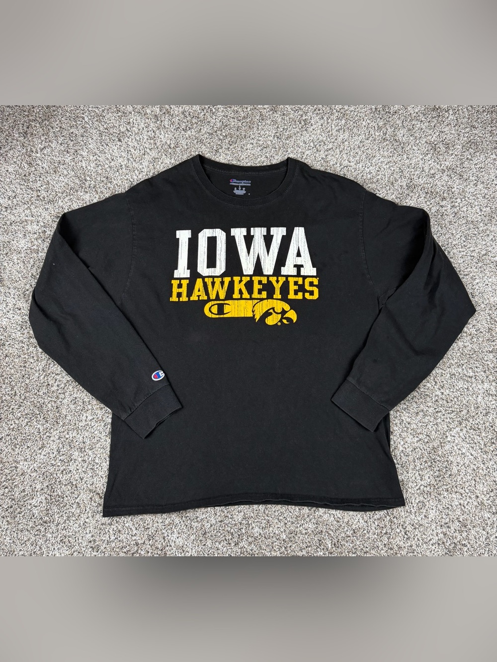 Sz Large Men’s Champion Brand Iowa Hawkeyes Long Sleeve Graphic Shirt Black